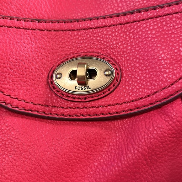 Fossil Crossbody Bag - Picture 2 of 10